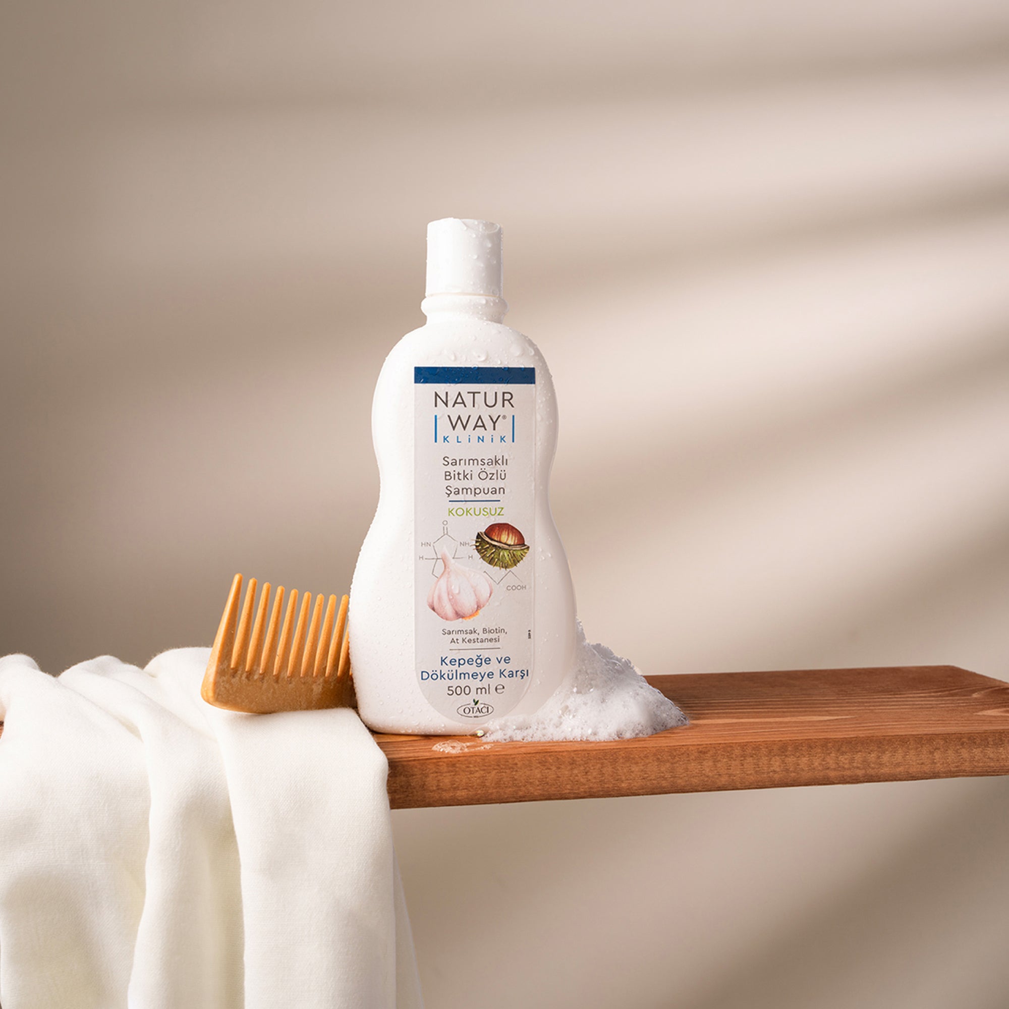 Naturway Klinik Kepeğe ve Dökülmeye Karşıtı Şampuan 500 ml